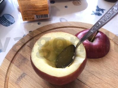 Kepti obuoliai su kumkvatu ir medumi Žingsnis 2