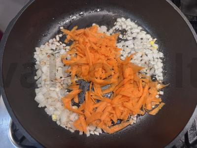 Paprastas vištienos sriuba Žingsnis 4