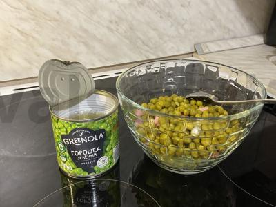 Salotas „Daniela“ su lediniu salotu ir žirneliais Žingsnis 3