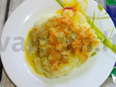 Menkių filė grietinėlės padaže pagrindine nuotrauka