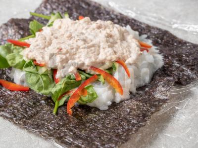 Sushi sumuštinis onigirazu Žingsnis 3