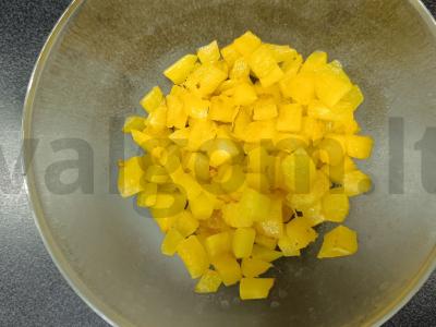 Skani salotos iš funčozos su cukinija Žingsnis 5