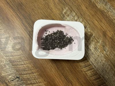 Desertas iš varškės su chia sėklomis ir vynuogėmis Žingsnis 2