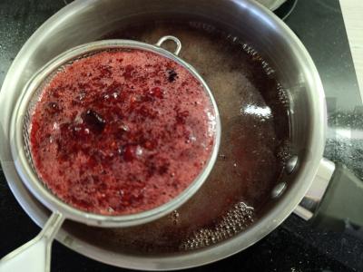 Šaldytų uogų kompotas Žingsnis 4