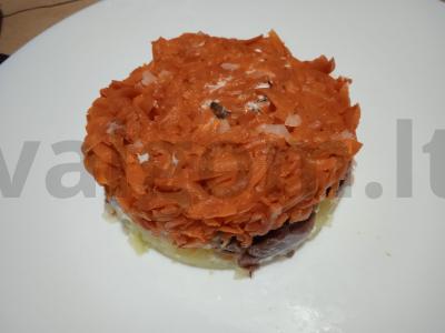 Salotas „Rožinė lašiša po lapės kailiu“ Žingsnis 6