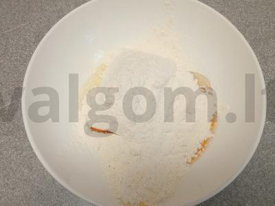 Sūrio bandelė su krevetėmis Žingsnis 2