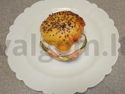 Sūrio bandelė su krevetėmis pagrindine nuotrauka