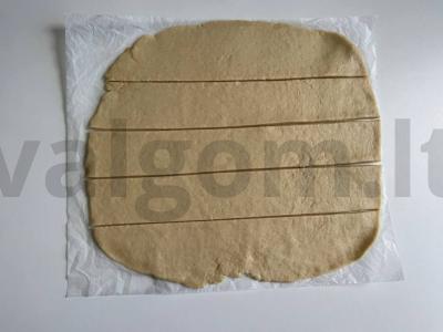 Vyšnių pyragas-spiralė Žingsnis 3