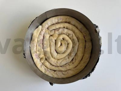 Vyšnių pyragas-spiralė Žingsnis 5