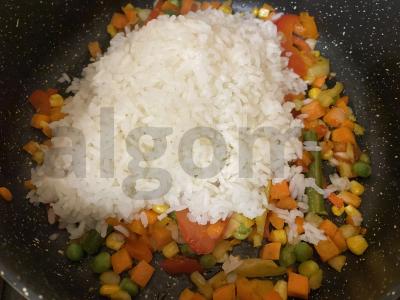 Ryžiai su daržovėmis ir meksikietiška mišraine Žingsnis 3