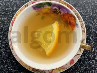 Žalioji arbata su apelsinu, spanguolėmis, imbieru ir cinamonu pagrindine nuotrauka