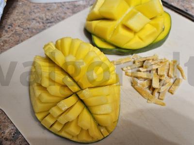 Skani avižinė košė su mangais Žingsnis 1