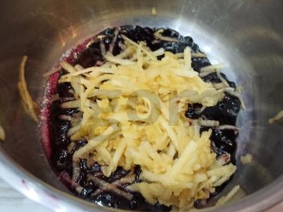 Obuolių ir mėlynių džemo kisielius Žingsnis 2