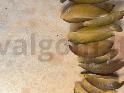 Blynai su jogurtu, bananais ir slyvomis Žingsnis 6