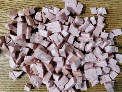 Olivjė su traškiais agurkais Žingsnis 3