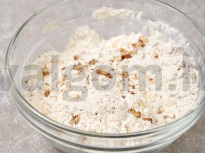 Riešutų biskvitas Žingsnis 4