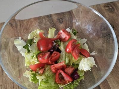 Vegetariškas daržovių salotas su aliejumi Žingsnis 2