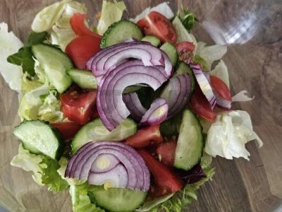 Vegetariškas daržovių salotas su aliejumi Žingsnis 4