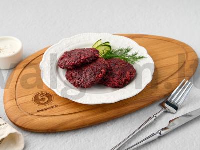 Burokėlių bulviniai blynai pagrindine nuotrauka