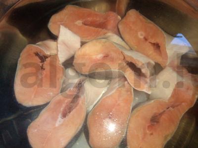 Lašišų sriuba su grikiais, bulvėmis ir morkomis Žingsnis 1