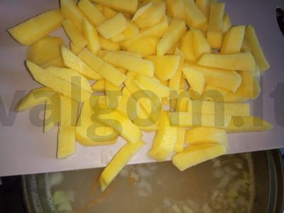 Lašišų sriuba su grikiais, bulvėmis ir morkomis Žingsnis 5