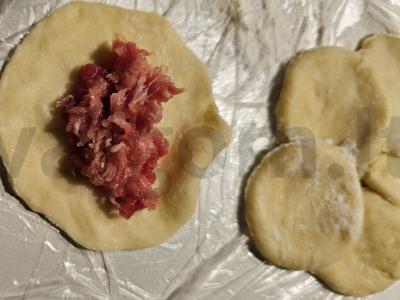 Koldūnai su jautiena ir vištiena Žingsnis 4