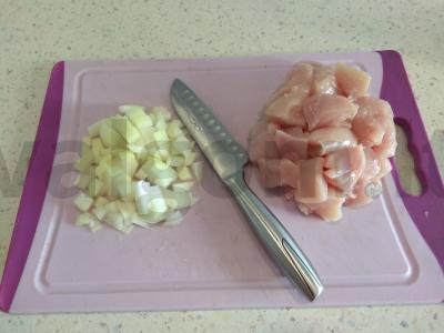 Vištiena su garam masala pagal pendžabą Žingsnis 1