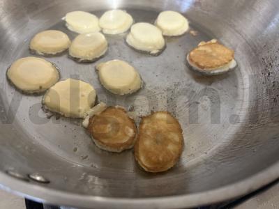 Bananų blyneliai su raugintu pienu Žingsnis 10