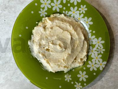 Švelnus salotas su sardinomis pomidorų padaže Žingsnis 4