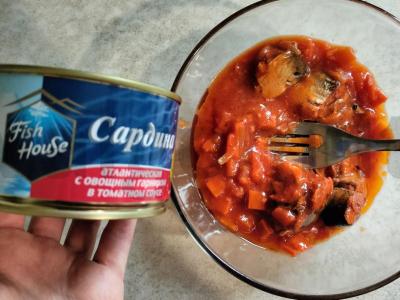 Švelnus salotas su sardinomis pomidorų padaže Žingsnis 5