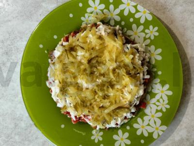 Švelnus salotas su sardinomis pomidorų padaže Žingsnis 7