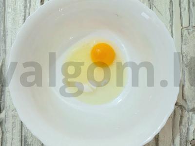 Švelnūs amerikietiški blynai pusryčiams Žingsnis 1