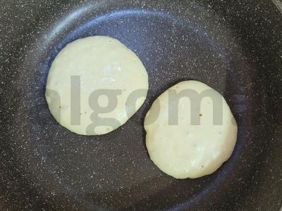 Švelnūs amerikietiški blynai pusryčiams Žingsnis 4