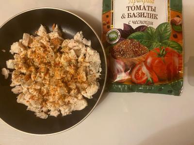 Salotas „Faradėja“ su vištiena, kukurūzais ir šviežiu agurku Žingsnis 5