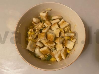 Salotas „Faradėja“ su vištiena, kukurūzais ir šviežiu agurku Žingsnis 8