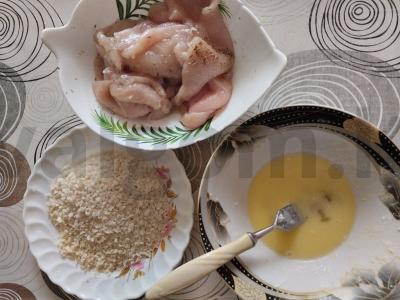 Vištiena panko džiūvėsėliuose Žingsnis 3