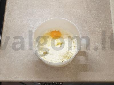 Varškės keksiukai su laimu Žingsnis 5