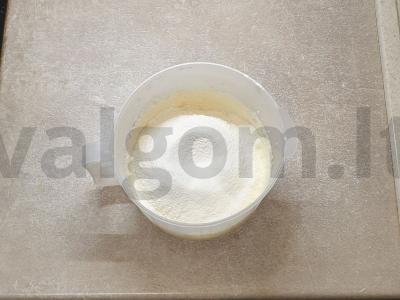 Varškės keksiukai su laimu Žingsnis 7