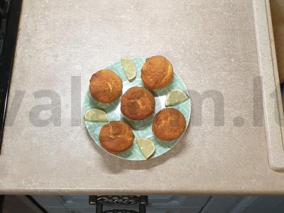 Varškės keksiukai su laimu pagrindine nuotrauka