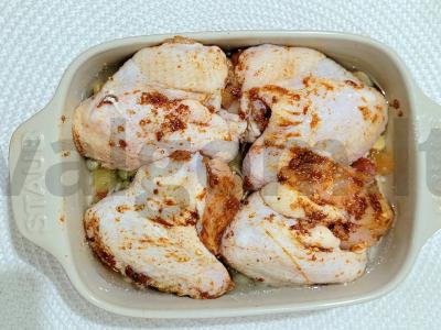 Sultingi vištienos sparneliai su havajų mišiniu orkaitėje Žingsnis 3