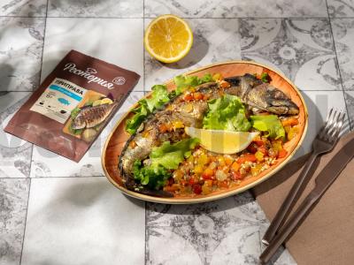 Kepta skumbrė su daržovėmis pagrindine nuotrauka