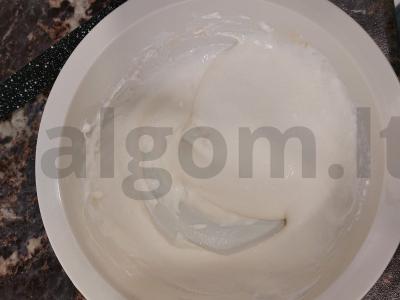 Pankūkos su pomidorais ir žuvimi pusryčiams Žingsnis 2