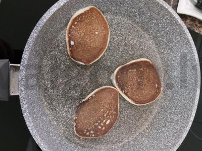 Pankūkos su pomidorais ir žuvimi pusryčiams Žingsnis 4