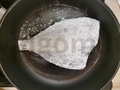 Kepta plekšnė su prieskoniais Žingsnis 5