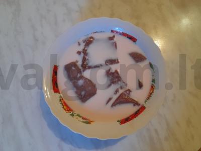 Jautienos kepenys su svogūnais keptuvėje Žingsnis 2