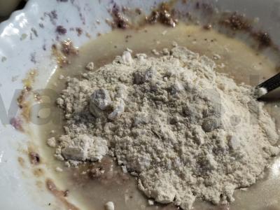 Varškės ir serbentų blynai Žingsnis 4