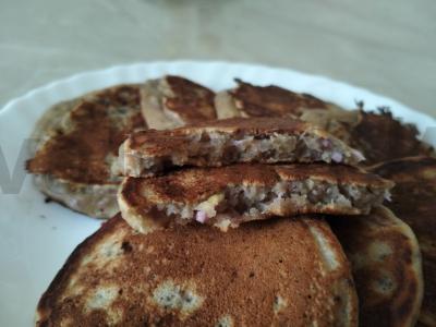 Varškės ir serbentų blynai pagrindine nuotrauka