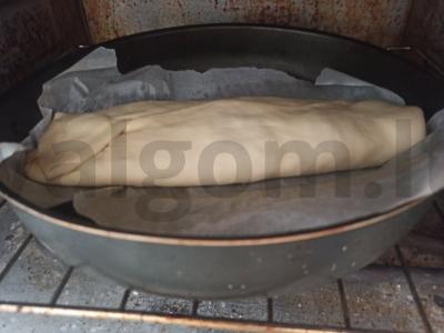 Traškus pyragas su marinuotų kopūstų įdaru Žingsnis 8