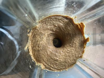 Namų gamybos žemės riešutų sviestas Žingsnis 4