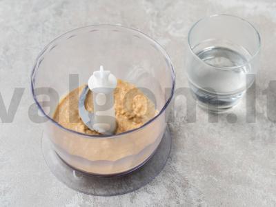 Vasaros ritinėliai su žemės riešutų padažu Žingsnis 2